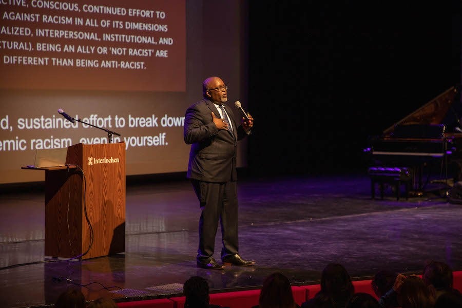NPR's Eric Deggans presents to Interlochen Arts Academy students