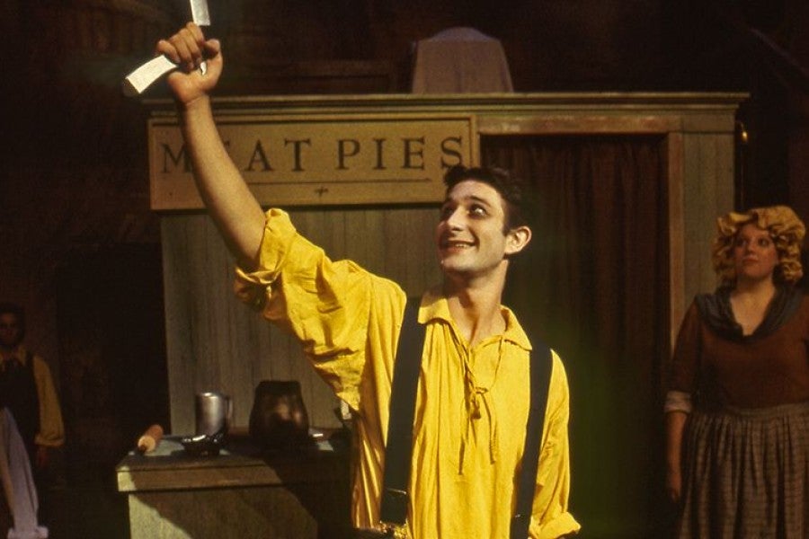 Rob Rokicki and Victoria Ross in Sweeney Todd: The Demon Barber of Fleet Street