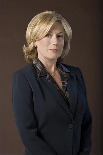 Jayne Atkinson-Gill headshot 400x600