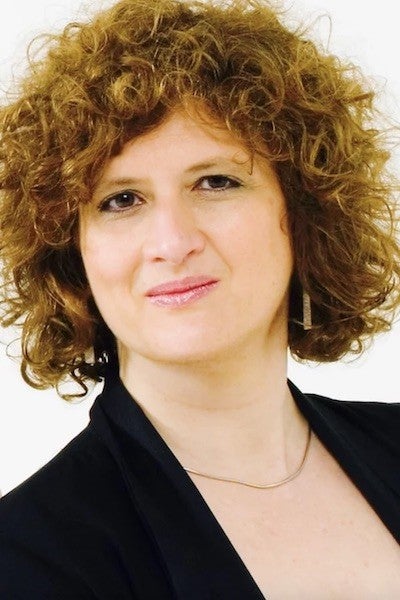 Jodi Levitz headshot 400x600