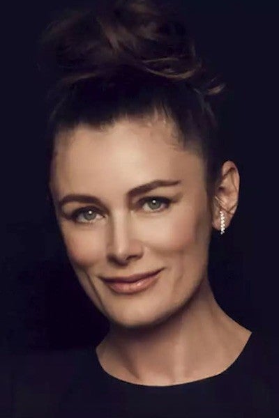 Kat Coiro headshot 400x600