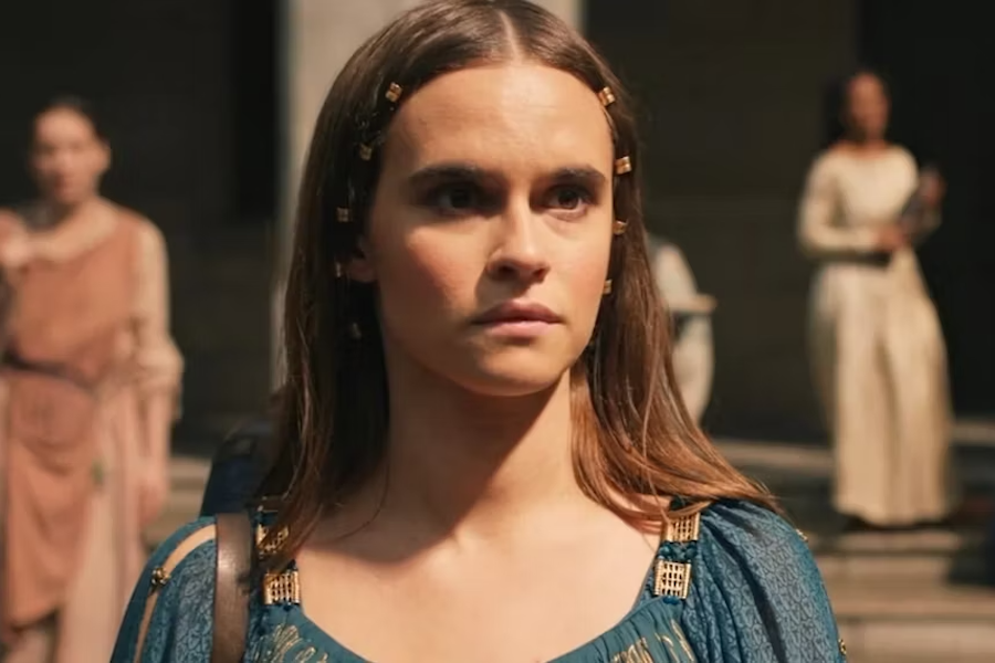 Ema Horvath in The Rings of Power. Image courtesy of Prime Video.